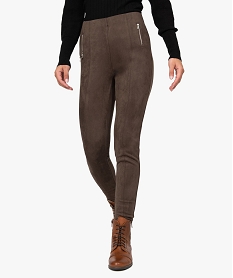 GEMO Pantalon femme en velours coupe ajustée Brun