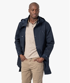 parka homme a capuche en matiere deperlante bleuF844701_1