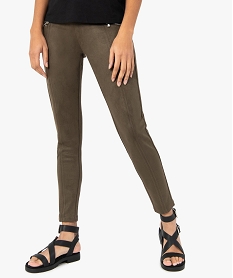 GEMO Pantalon femme en suédine coupe slim Vert