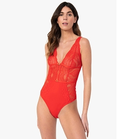 body femme sans armatures en dentelle et microfibre rougeG064901_1