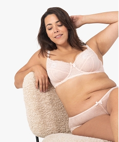 GEMO Soutien-gorge emboitant à armatures en dentelle grande taille Rose