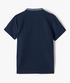 tee-shirt garcon a col mao en maille texturee effet raye bleuG106401_4