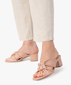 GEMO Mules femme à talon carré et brides drapées unies rose standard