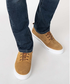 GEMO Baskets homme en cuir à semelle contrastante - Tanéo beige standard