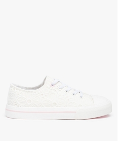 GEMO Baskets fille en dentelle anglaise unie et lacets élastiques blanc standard