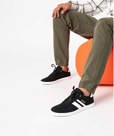 GEMO Baskets homme style casual bicolores à lacets noir vif