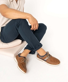 GEMO Chaussures bateau homme confort en matière mate et denim marron vif