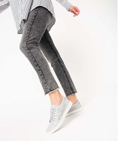 GEMO Baskets femme unies à semelle crantée et tige perforée gris standard