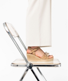 GEMO Sandales femme compensées ornées de maillons de chaîne marron standard