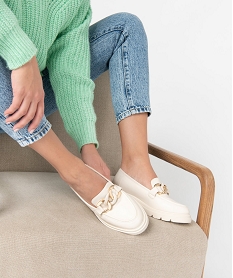 GEMO Mocassins femme unis à semelle crantée et bride chaine beige standard