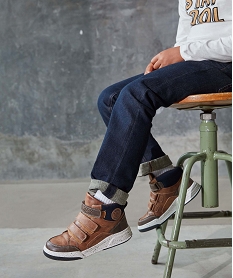 GEMO Baskets garçon mid-cut super résistantes à scratchs - Gepy marron standard