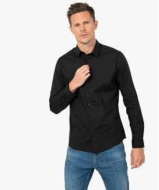 chemise homme unie coupe slim en coton stretch noir chemise manches longuesI290401_1