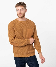 pull homme uni en grosse maille avec empiecements brunI296701_1