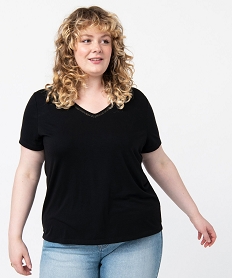 tee-shirt femme grande taille avec col v fantaisie noirI352301_1