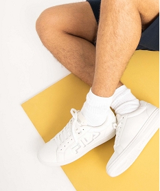 GEMO Baskets homme unies à lacets - Fila Cross Court Blanc