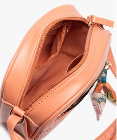 sac femme petit format avec motif ajoure et breloque en tissu orangeI586201_3