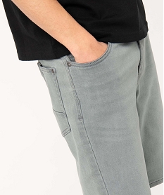 bermuda en jean homme extensible coupe droite gris shorts en jeanI598001_2