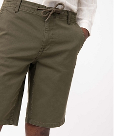 bermuda homme coupe chino a taille elastiquee vertI609001_2