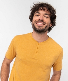 PULL ECRU/AOP TEE-SHIRT JAUNE