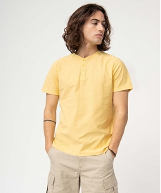 tee-shirt homme col tunisien en maille texturee jauneI621501_2