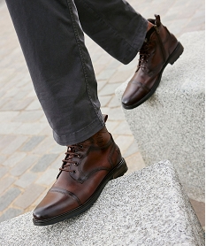 GEMO Boots homme dessus en cuir uni à zip et à lacets marron chine