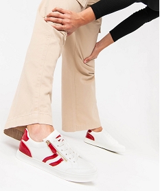 GEMO Baskets femme à zip fantaisie avec détails vernis contrastants blanc standard