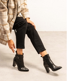GEMO Boots femme en cuir uni à talon haut et brides fantaisie - Taneo noir standard