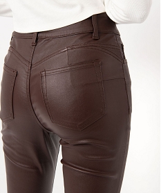 pantalon enduit taille haute coupe skinny push-up femme brunJ129501_2