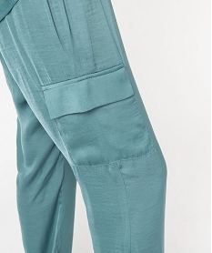 pantalon cargo en matiere satinee femme vert pantalonsJ130501_2