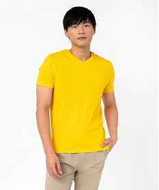 tee-shirt a manches courtes et col v homme jaune tee-shirtsJ706801_1