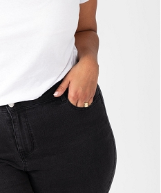 pantacourt en jean stretch coupe slim taille normale femme grande taille noirJ728001_2