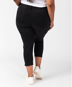 pantacourt en jean stretch coupe slim taille normale femme grande taille noirJ728001_3