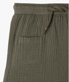 ensemble short tee-shirt en gaze de coton bebe garcon vert shortsJ810201_3