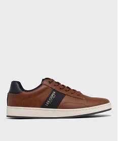 GEMO Baskets basses à lacets avec semelle contrastante homme - Lee Cooper marron vif
