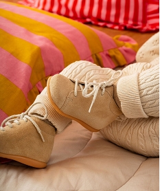 GEMO Chaussures premiers pas en cuir suédé à lacets bébé - Na ! beige standard