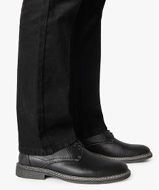 derbies homme avec un œillet metallique et surpiqures noirU011501_1