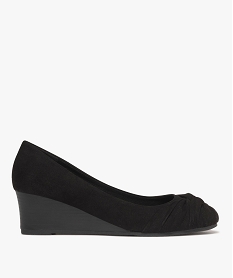 ballerines femme en suedine a talon compense et bout drape noirU016301_1