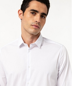 chemise homme unie coupe slim en coton stretch blanc chemise manches longuesU027501_2