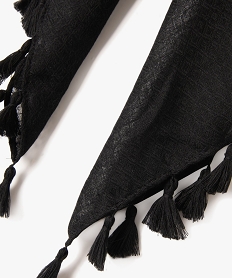 foulard femme uni en maille texturee et finitions pompons noirU041301_2