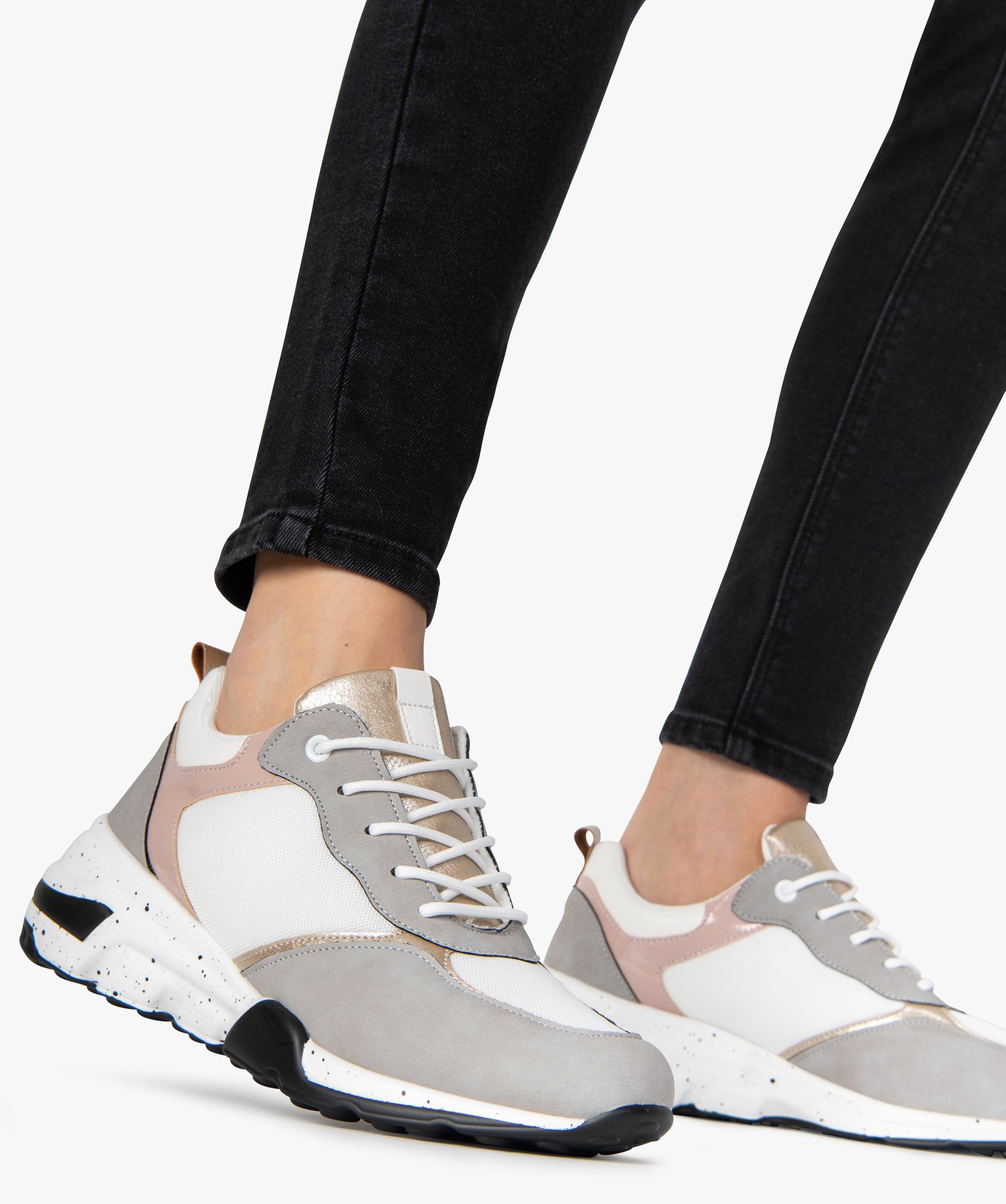 Gemo chaussures baskets femme a talon compense et details vernis blanc standard baskets compensees femme GEMO